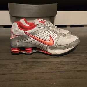 Nike Kids Shox White Pink Gray Running Shoes Sz 6y